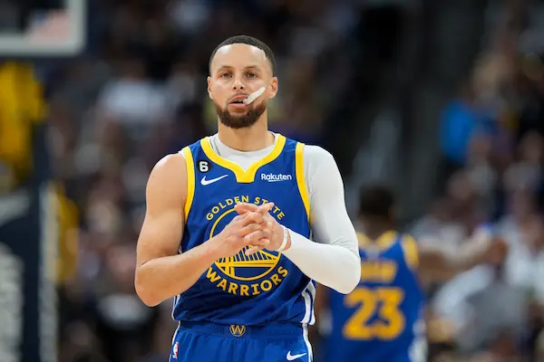 steph-curry-se-dai-dien-cho-my-tai-fiba-world-cup-2023