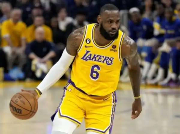 LeBron James chắc chắn sẽ chinh phục thêm kỉ lục 40.000 điểm tại NBA