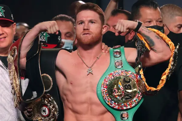 Canelo Alvarez nhận thách đấu bảo vệ đai hạng siêu trung