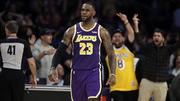 LeBron James chưa rõ ngày trở lại LA Lakers