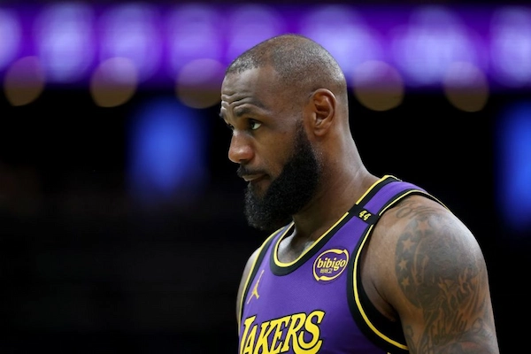 Liệu LeBron James có giải nghệ không?