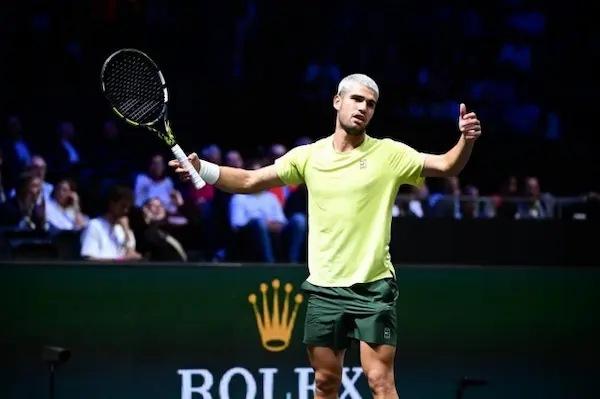 Thất bại của Carlos Alcaraz tại Paris Masters bộc lộ điều gì?