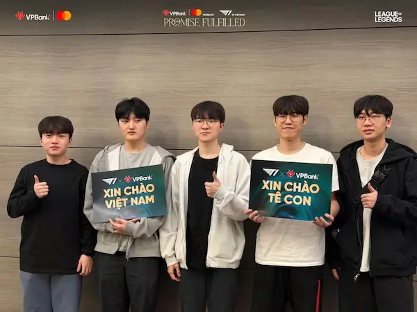 Faker và T1 đã mang đến điều bất ngờ gì cho người hâm mộ Việt Nam?