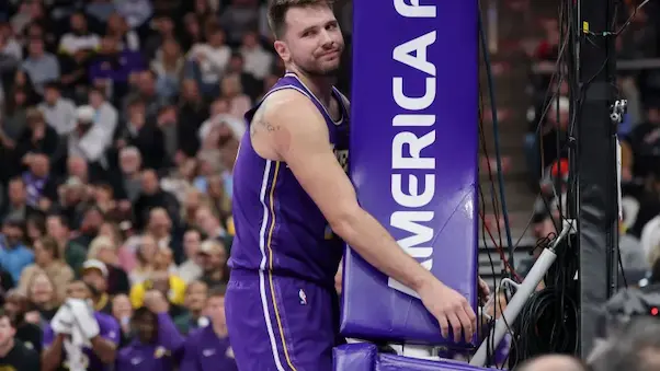 Chấn thương của Luka Dončić có đe dọa suất vào thẳng Playoffs của Lakers?