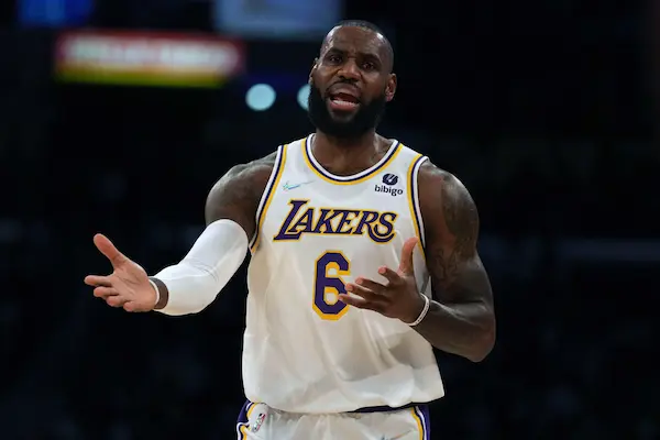 LeBron James sẽ đến đâu khi rời Lakers vào mùa hè 2026?