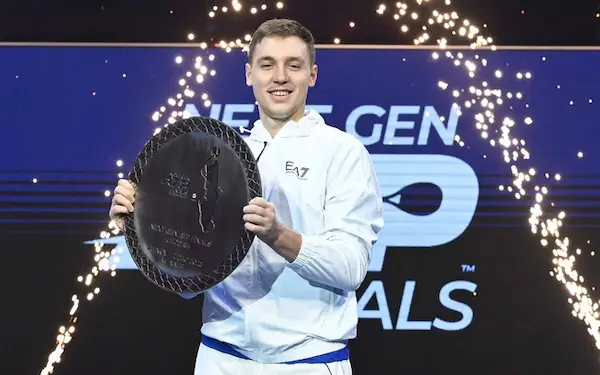 Hamad Medjedovic vô địch  Next Gen ATP Final