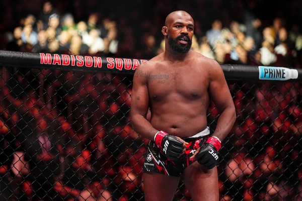 Jon Jones làm gì sau khi tuyên bố giải nghệ UFC?