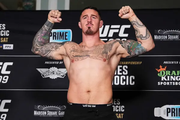Lý do gì khiến Tom Aspinall có thể chuyển từ UFC sang boxing?